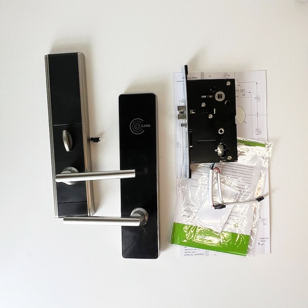 smart-zamok-so-schityvatelem-mifare-zkteco-zl500-dlya-dverey-otkryvayushchikhsya-vlevo-dlya-gostinits-933858